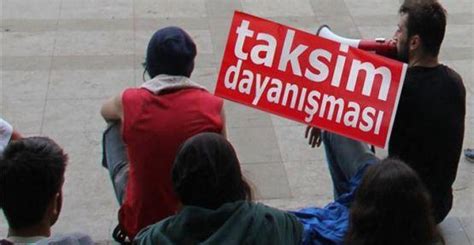M­a­h­k­e­m­e­ ­İ­s­t­a­n­b­u­l­ ­Ü­n­i­v­e­r­s­i­t­e­s­i­­n­i­ ­“­H­u­k­u­k­s­u­z­“­ ­B­u­l­d­u­